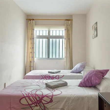 Un Guino Al Mar * Puerto de la Cruz (Tenerife)